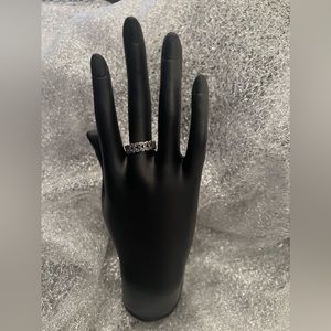 NEW: Elegant Vintage Stackable Style Finger Jewelry Decor